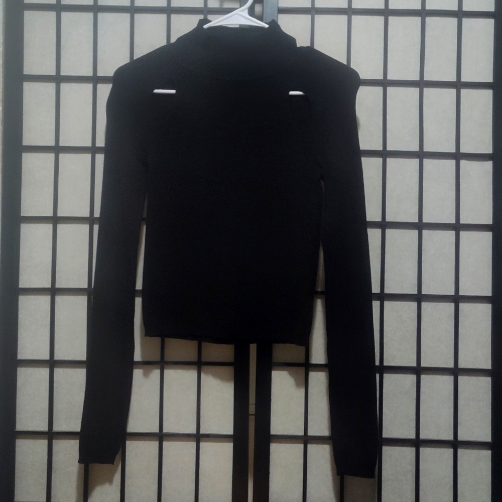 Wild Fable black long sleeve shirt